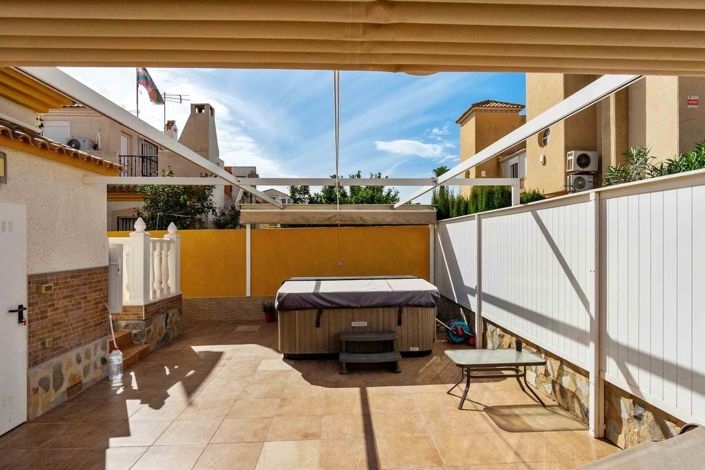 Image No.23-3 Bed Villa for sale