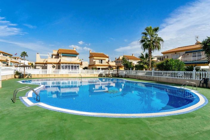 Image No.24-3 Bed Villa for sale