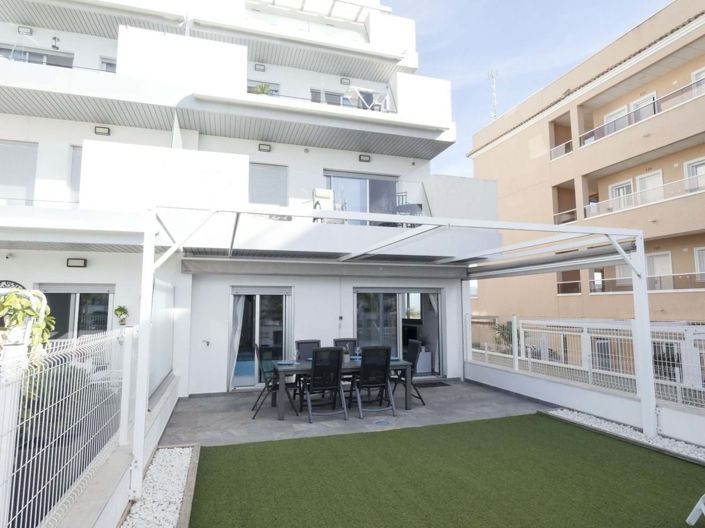 Image No.19-2 Bed Apartment for sale