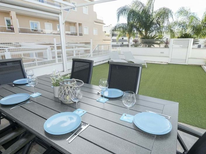 Image No.22-2 Bed Apartment for sale