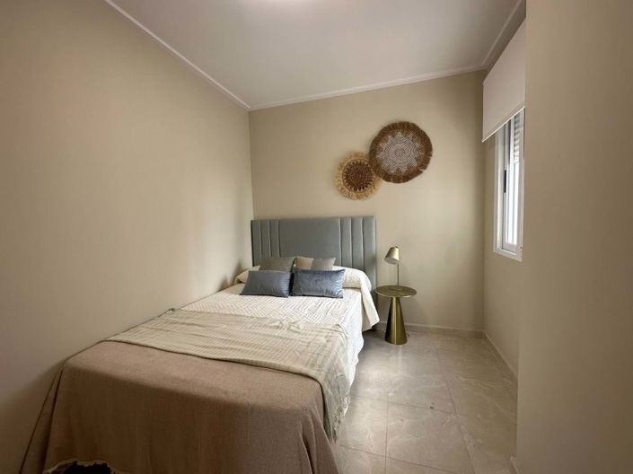 Image No.20-3 Bed Townhouse for sale