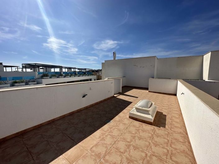 Image No.23-3 Bed Townhouse for sale