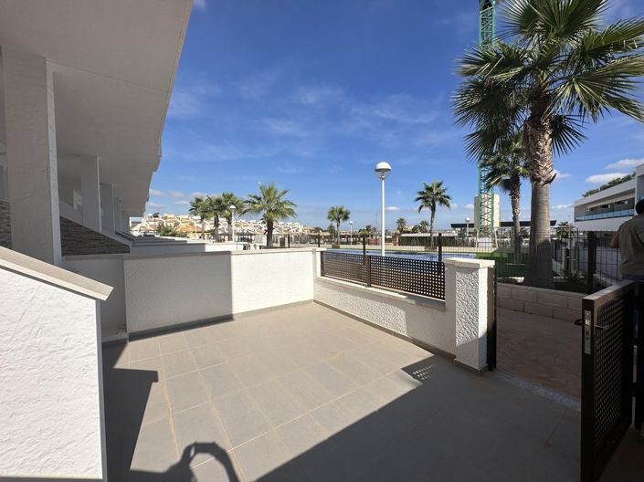 Image No.3-3 Bed Townhouse for sale