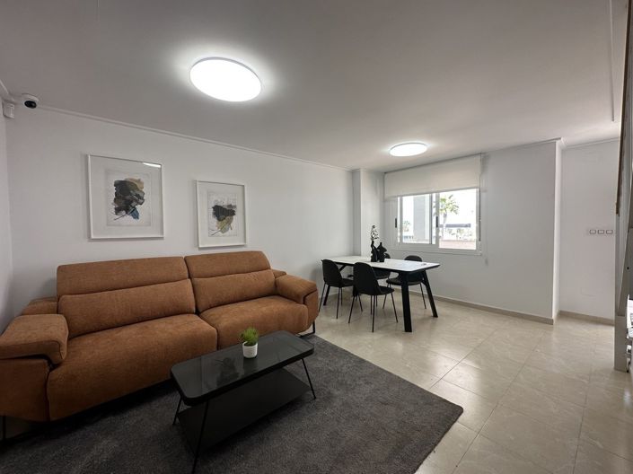 Image No.7-3 Bed Townhouse for sale