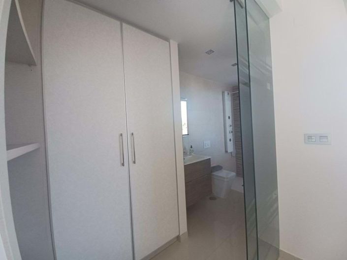 Image No.19-3 Bed Villa for sale