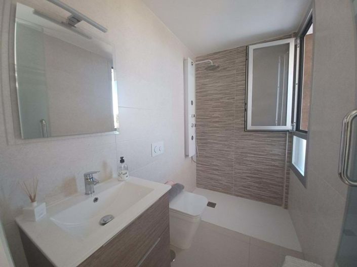 Image No.20-3 Bed Villa for sale