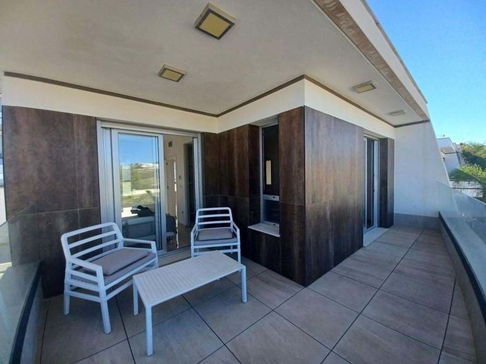 Image No.22-3 Bed Villa for sale