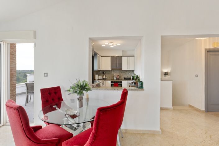 Image No.17-3 Bed Villa for sale