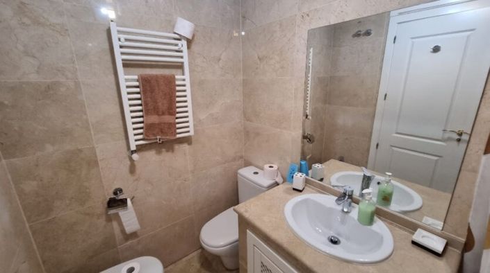 Image No.12-2 Bed Apartment for sale