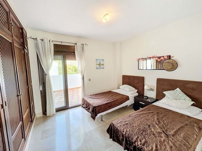 Image No.18-2 Bed Apartment for sale