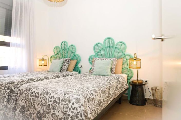 Image No.10-2 Bed Apartment for sale