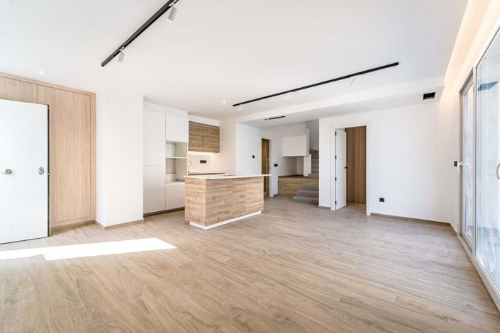 Image No.14-4 Bed Villa for sale