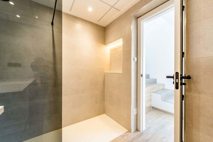 Image No.24-4 Bed Villa for sale