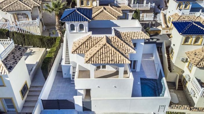 Image No.45-4 Bed Villa for sale