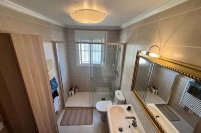 1447-490605-78d1f4f8b6655591b02d22fabb36a692d