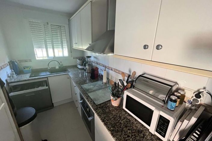 Image No.20-3 Bed Townhouse for sale