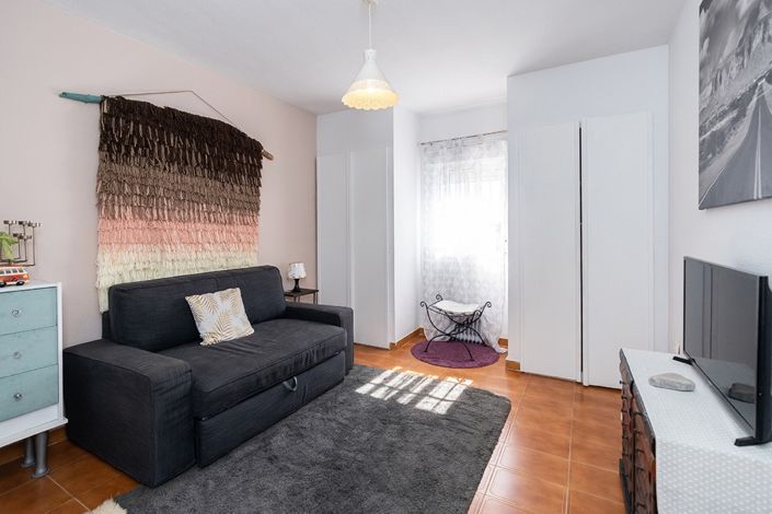 Image No.18-3 Bed Townhouse for sale