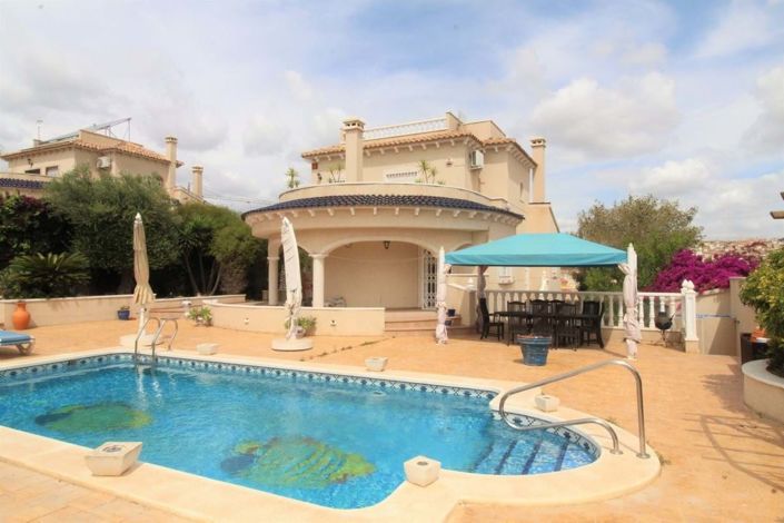 Image No.1-Villa de 3 chambres à vendre à Villamartin