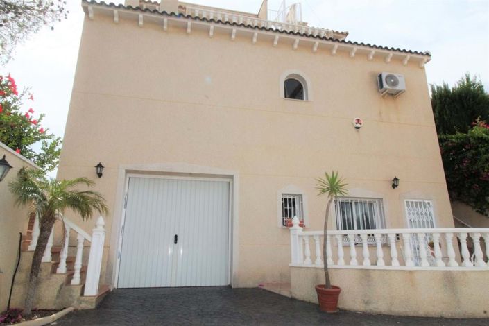 Image No.11-3 Bed Villa for sale