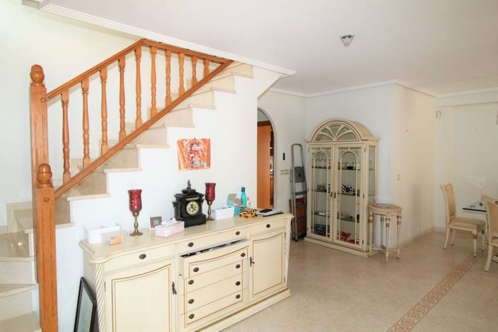 Image No.18-3 Bed Villa for sale