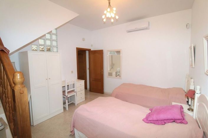 Image No.24-3 Bed Villa for sale