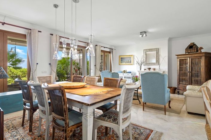 Image No.6-4 Bed Townhouse for sale