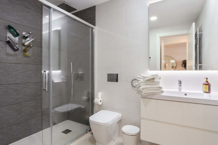 Image No.11-2 Bed Apartment for sale