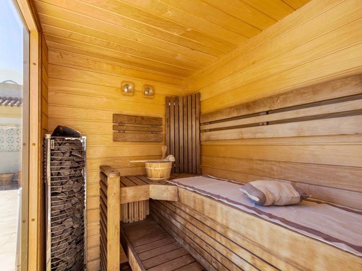 Image No.26-5 Bed Villa for sale