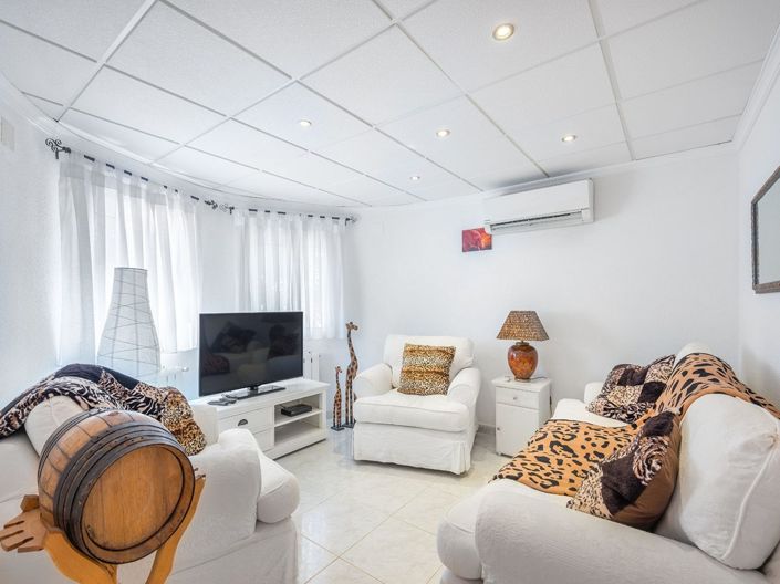 Image No.29-5 Bed Villa for sale