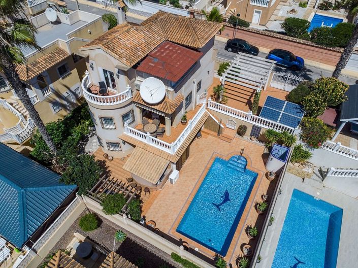 Image No.34-5 Bed Villa for sale