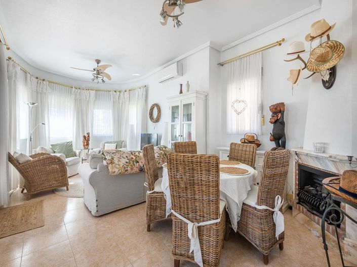 Image No.5-5 Bed Villa for sale