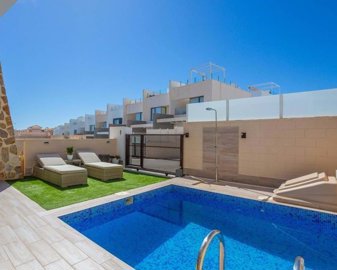 1447-496080-78d1f4f8b6655591b02d22fabb36a692d