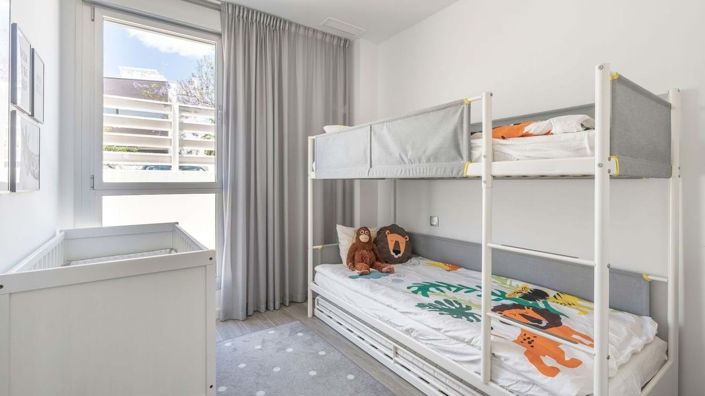 Image No.21-3 Bed Apartment for sale