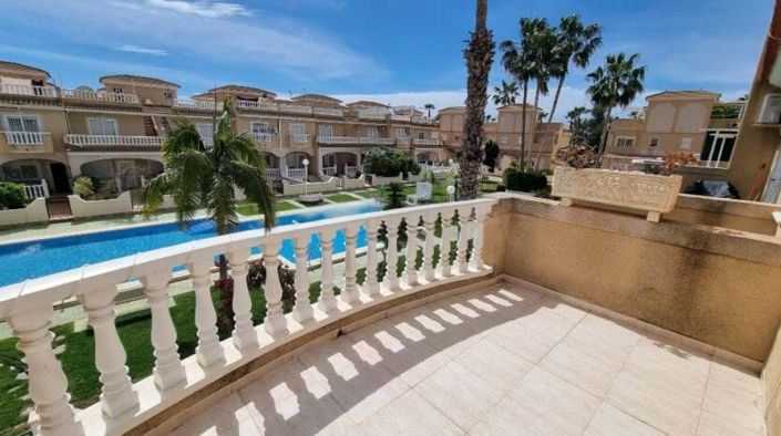 Image No.22-3 Bed Townhouse for sale