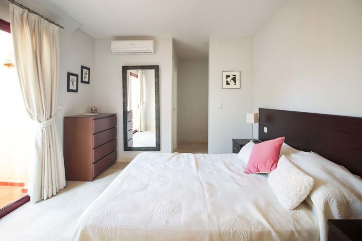 Image No.11-3 Bed Apartment for sale