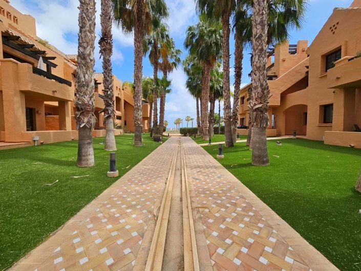 Image No.20-3 Bed Apartment for sale