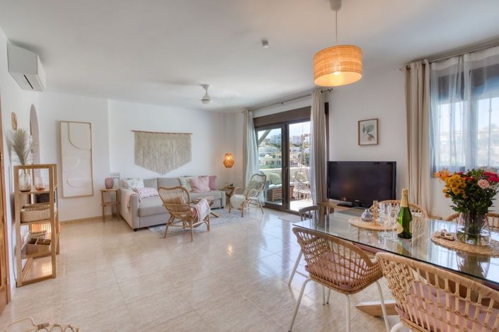 Image No.12-3 Bed Villa for sale