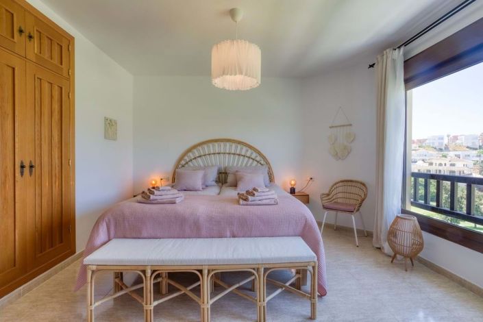 Image No.15-3 Bed Villa for sale