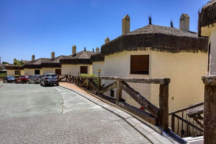 Image No.27-3 Bed Villa for sale