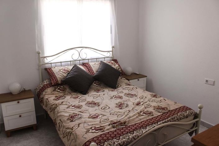 Image No.11-3 Bed Townhouse for sale