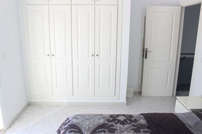 Image No.14-3 Bed Townhouse for sale