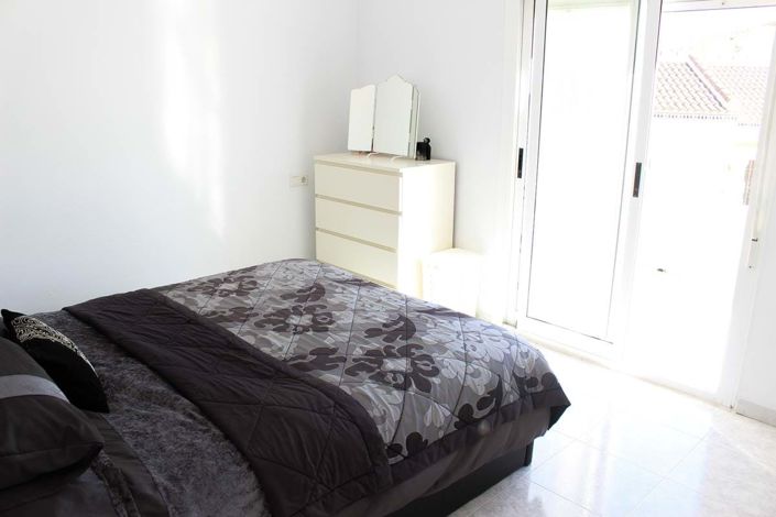 Image No.15-3 Bed Townhouse for sale