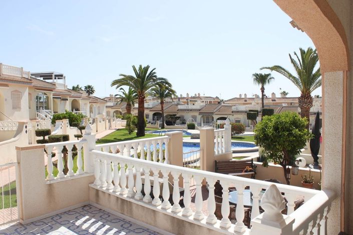 Image No.22-3 Bed Townhouse for sale