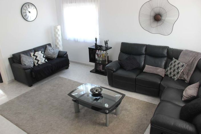 Image No.6-3 Bed Townhouse for sale