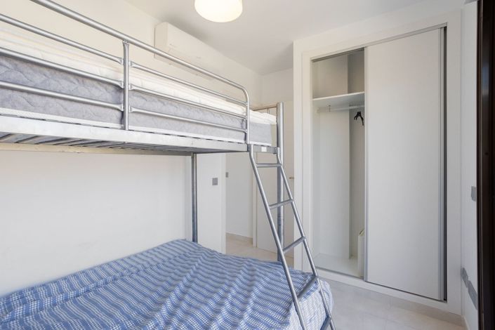 Image No.14-3 Bed Townhouse for sale