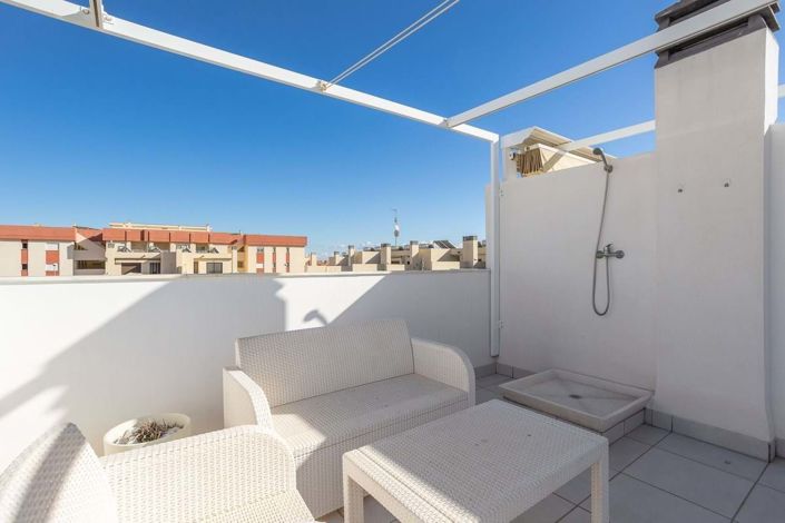 Image No.23-3 Bed Townhouse for sale