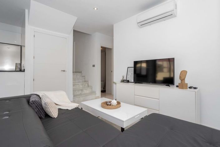 Image No.7-3 Bed Townhouse for sale