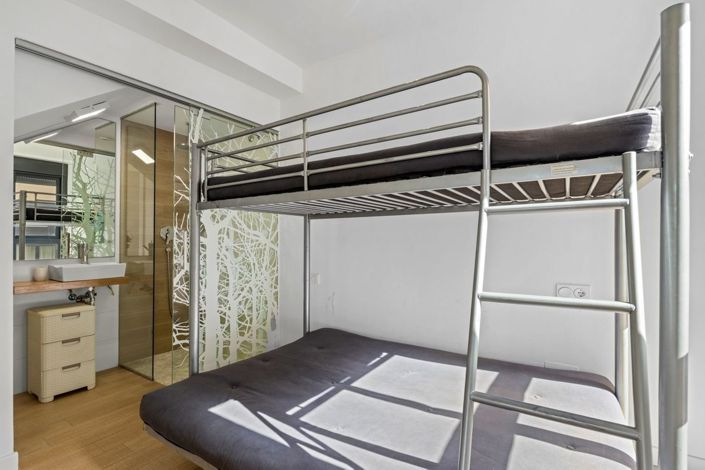 Image No.17-2 Bed Apartment for sale