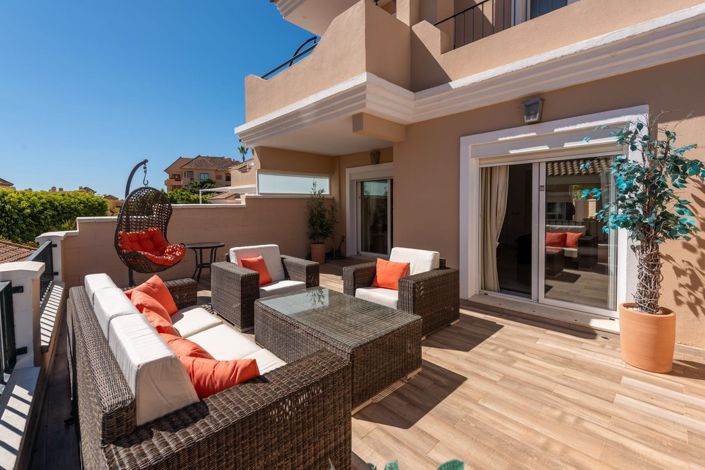 Image No.1-3 Bed Townhouse for sale
