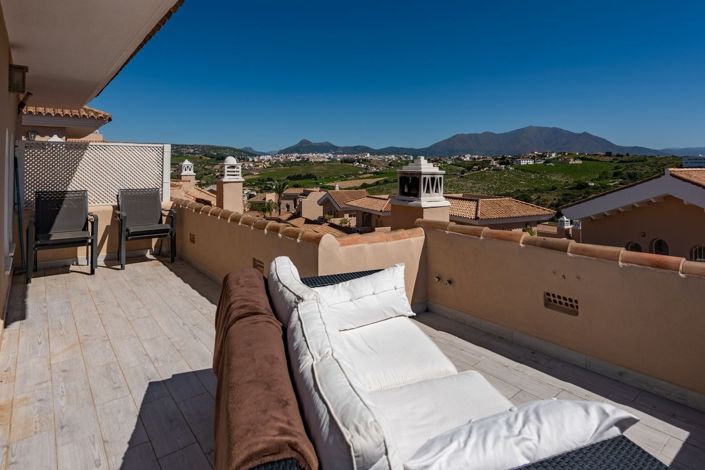 Image No.29-3 Bed Townhouse for sale